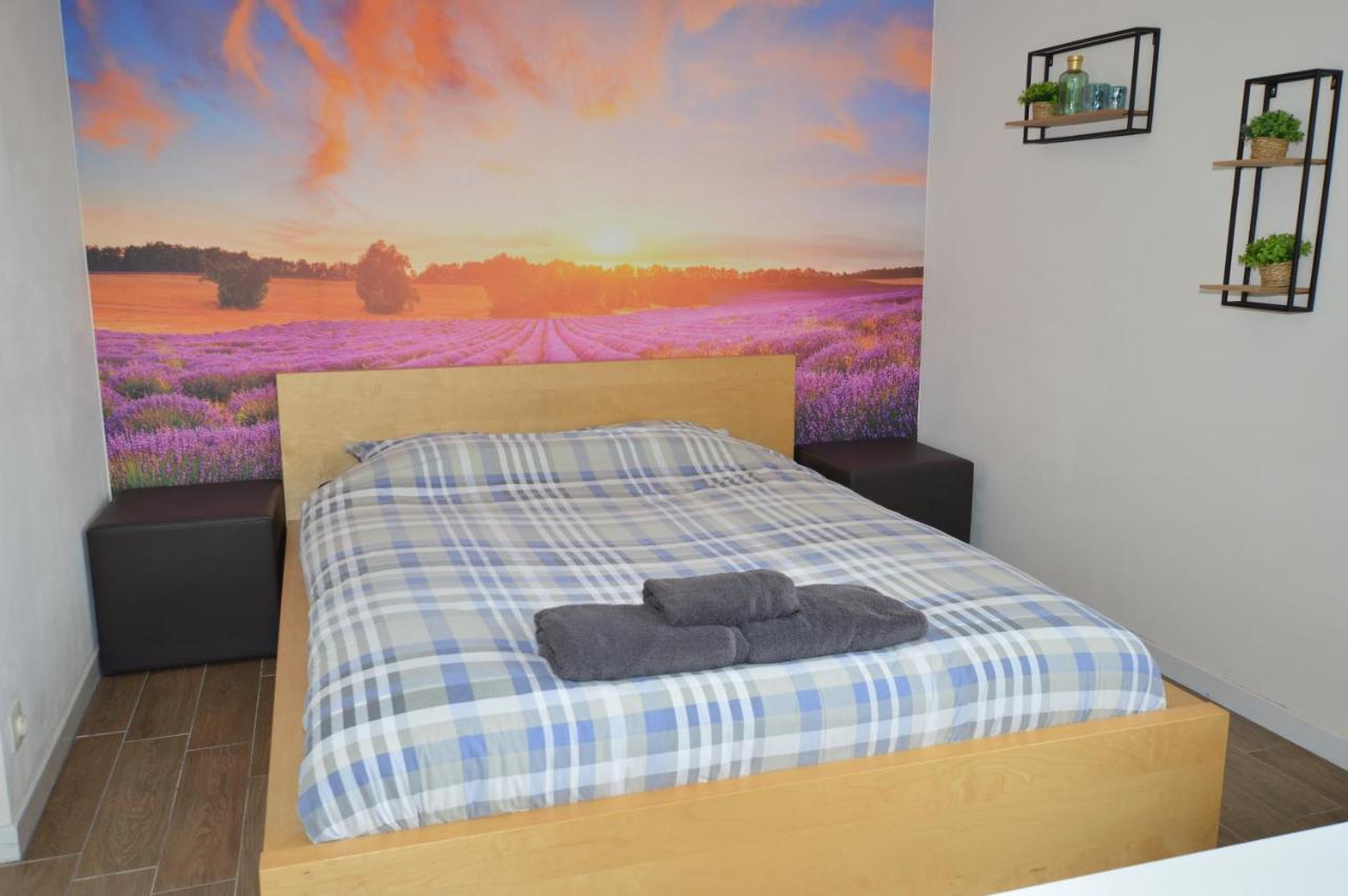 Modern And Private Studio With All Comfort! Apartamento Roeselare Exterior foto