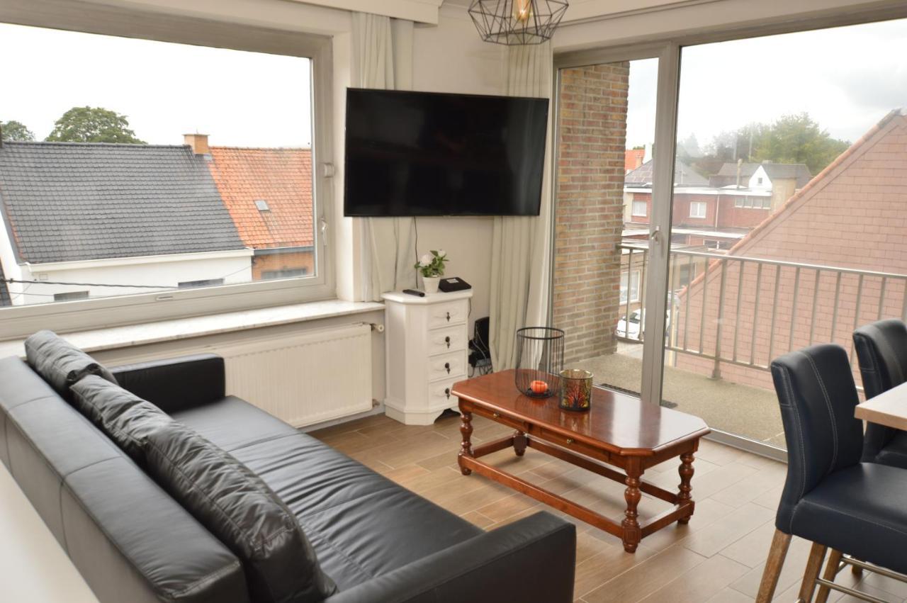 Modern And Private Studio With All Comfort! Apartamento Roeselare Exterior foto
